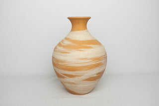 Brushed clay vase